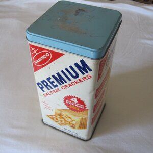 1969 Nabisco Saltine Crackers 10" tall Tin Can Cracker Holder